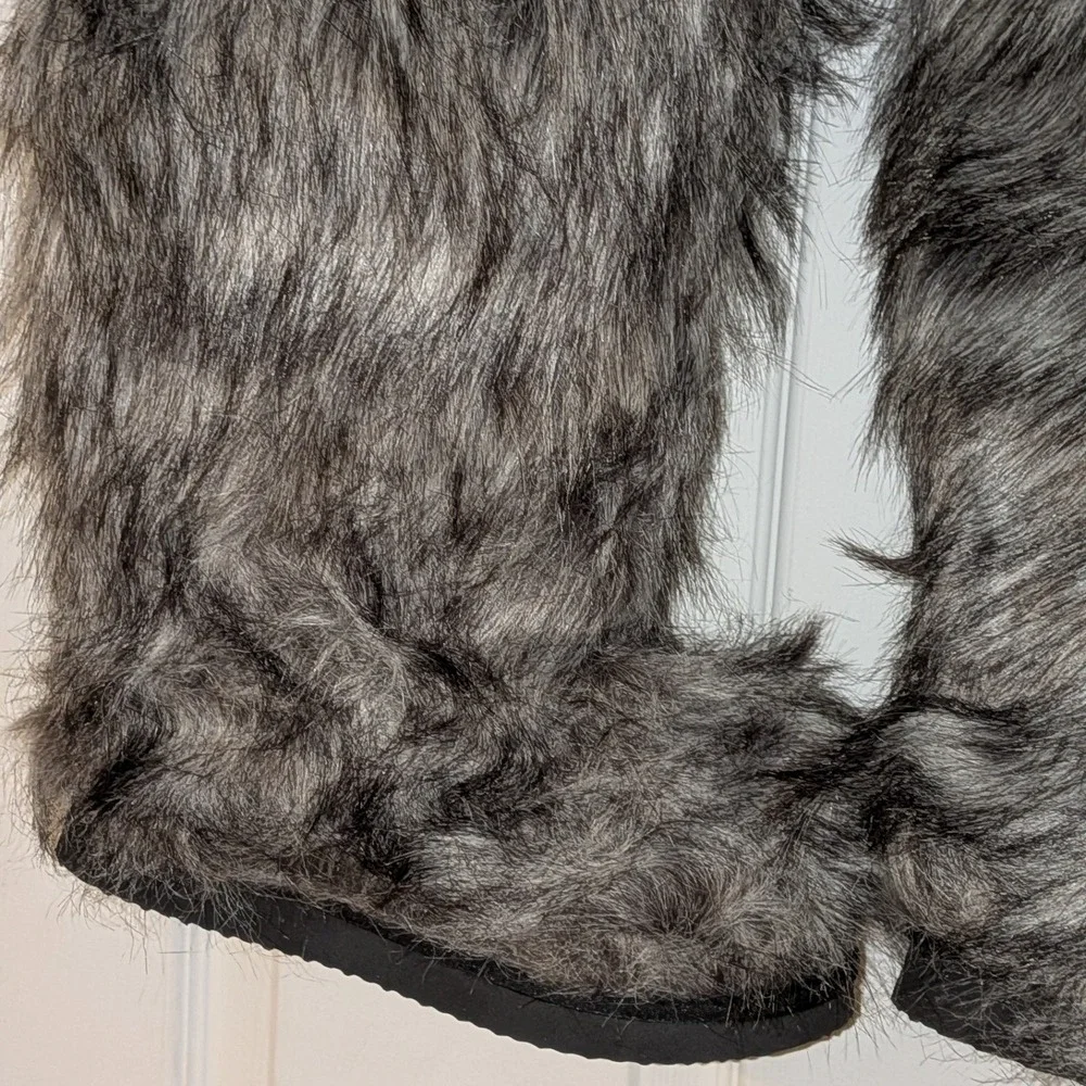 Faux Fur Shaggy Salt Pepper Grey Festival Knee High Yeti Mukluk Boots Size 8 NEW
